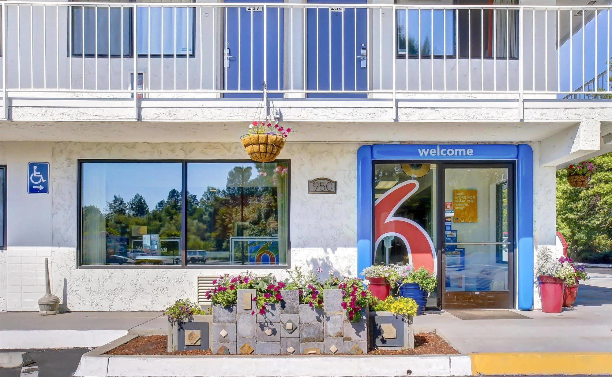 Motel 6-Medford, OR Eksteriør billede
